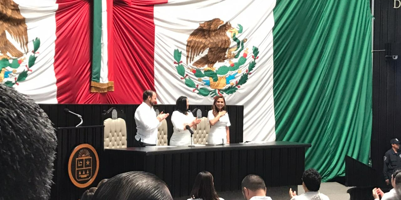 Sesión  Solemne con motivo del 48 Aniversario de nuestro Estado de Quintana Roo